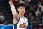 正负值-17最低!李玮颢半场9中4拿12分 三分6中3